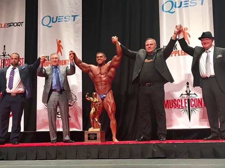 derek lunsford vince il titolo assoluto nel 2017 all npc usa championships e diventa un pro ifbb